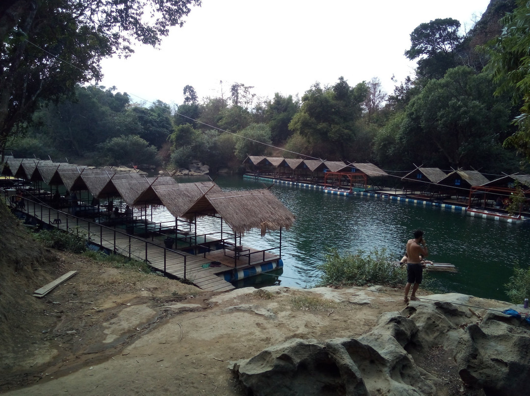 Tha Falang Lake-Thakhek必去景点
