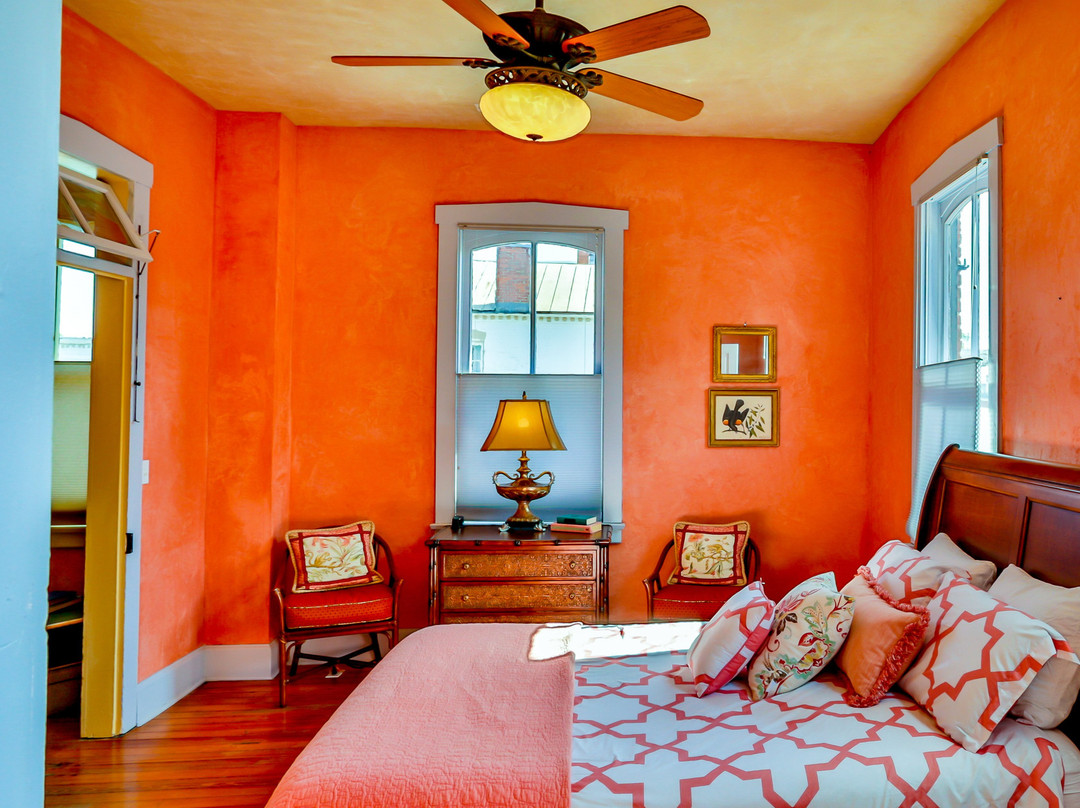 Schiller Guest Suites