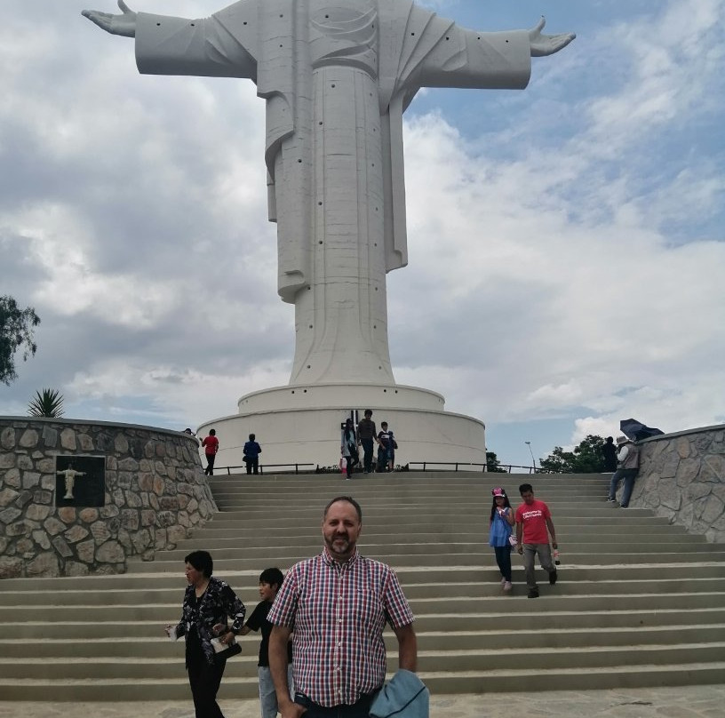 El Cristo de la Concordia-科恰班巴必去景点