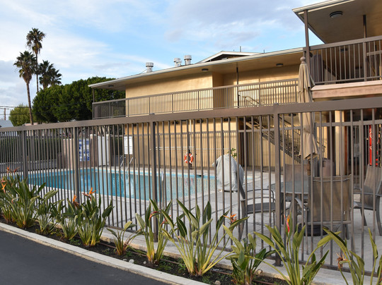 Raincross Hotel Riverside主图