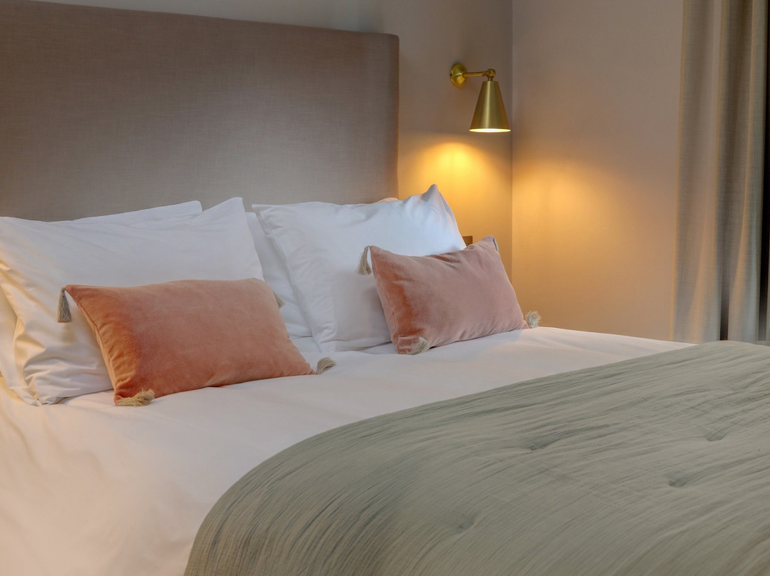 Hy Hotel主图