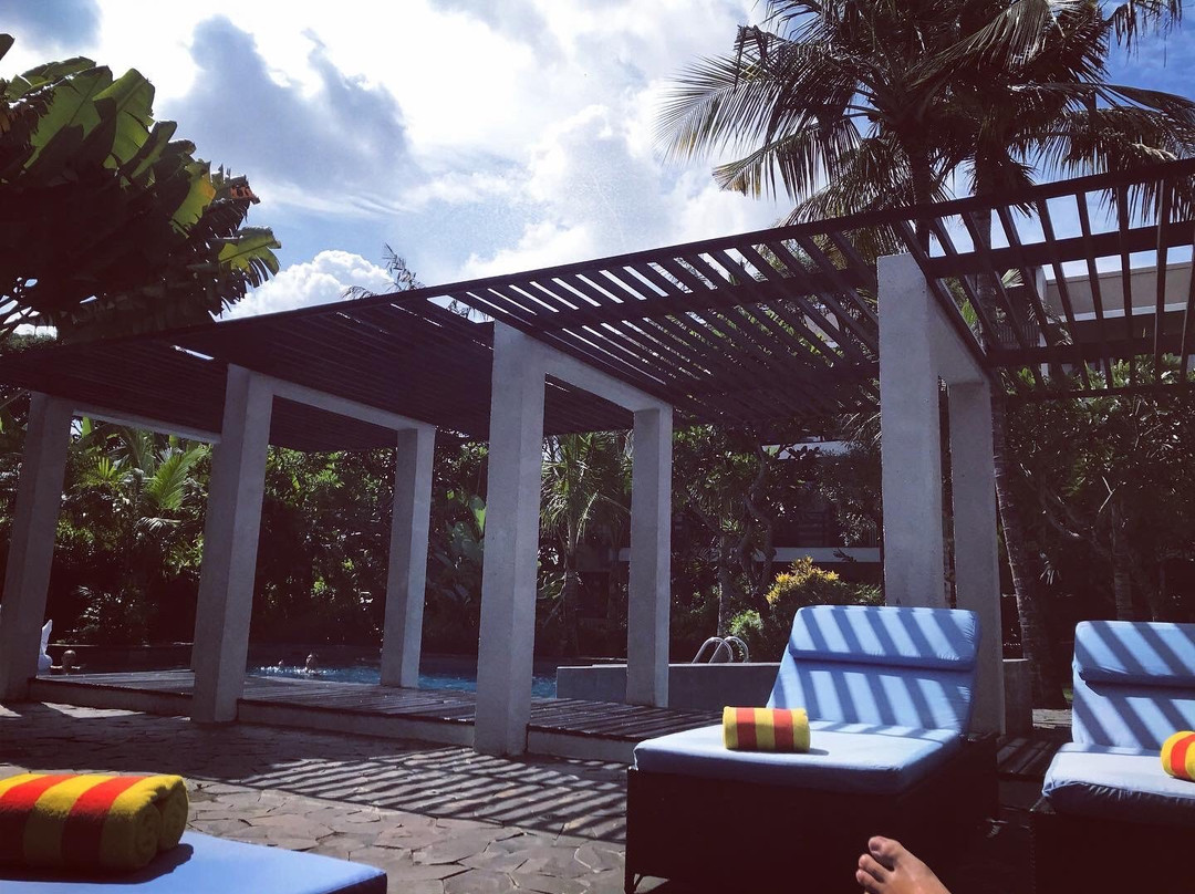 椰子套房酒店主图