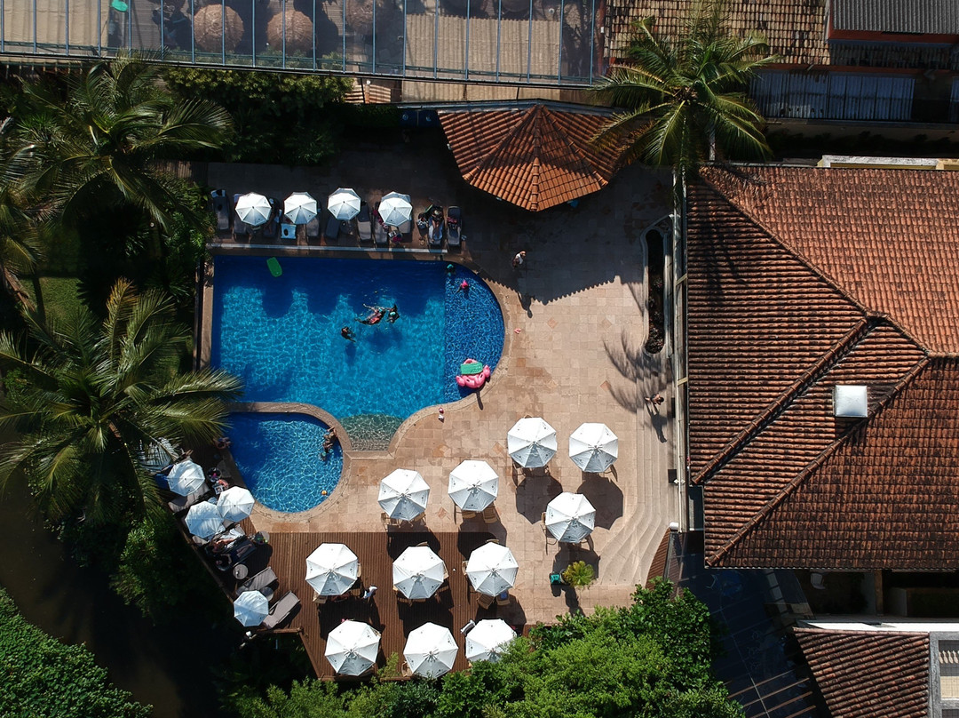 Beach Hotel Cambury主图