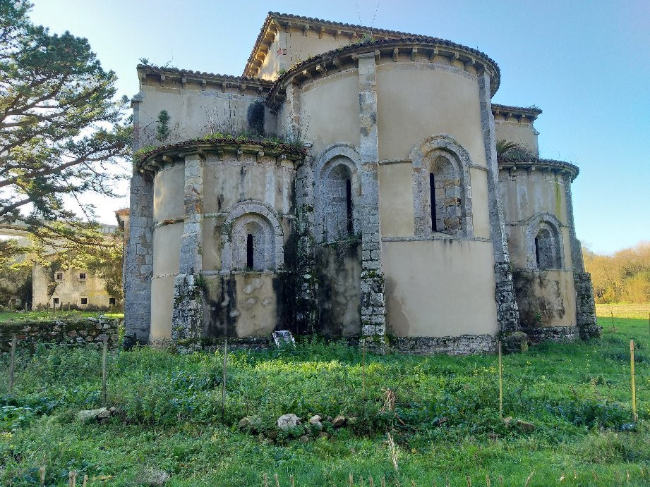 Monasterio De San Antolin De Bedon-利亚内斯必去景点