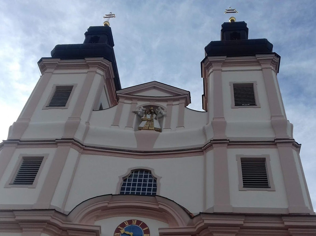 Wallfahrtskirche und Passionistenkloster Maria Schutz景点图片