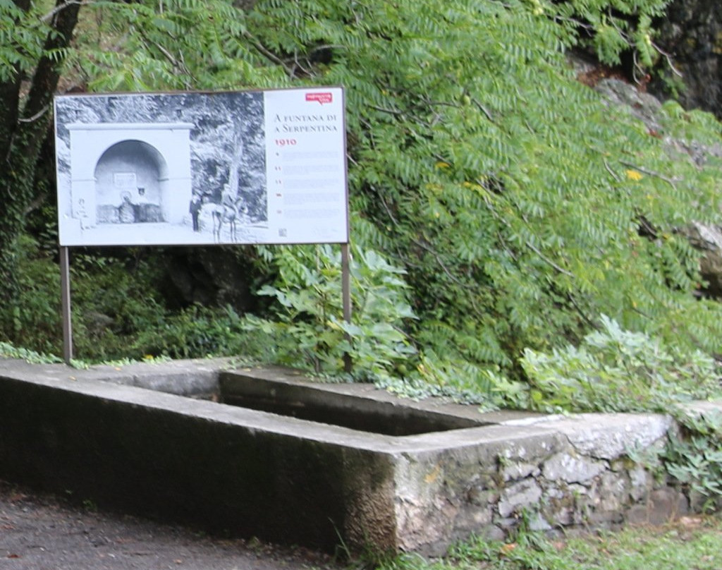 Fontaine de Serpentina