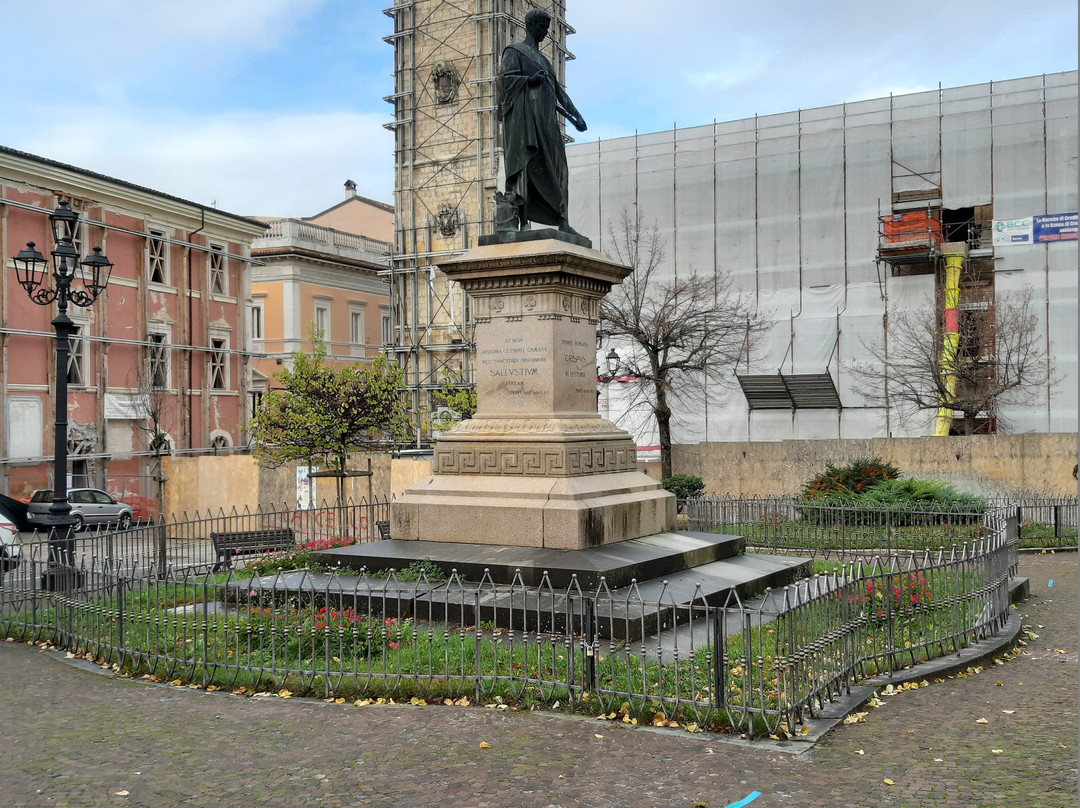 Torre Civica-拉奎拉必去景点