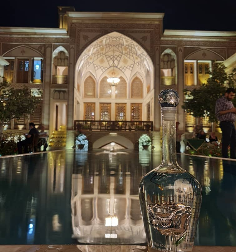 Mahinestan Raheb Hotel主图