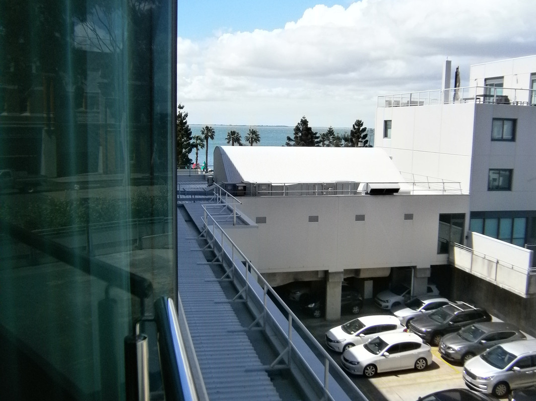 吉朗诺富特酒店主图