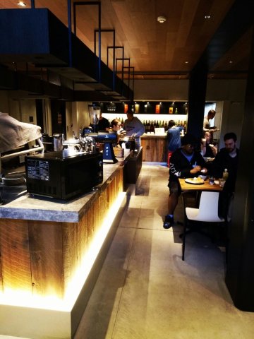 三条PIECE青年旅馆-餐饮