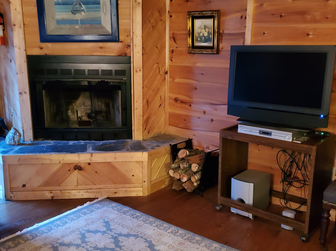 Misty Mountain Ranch主图