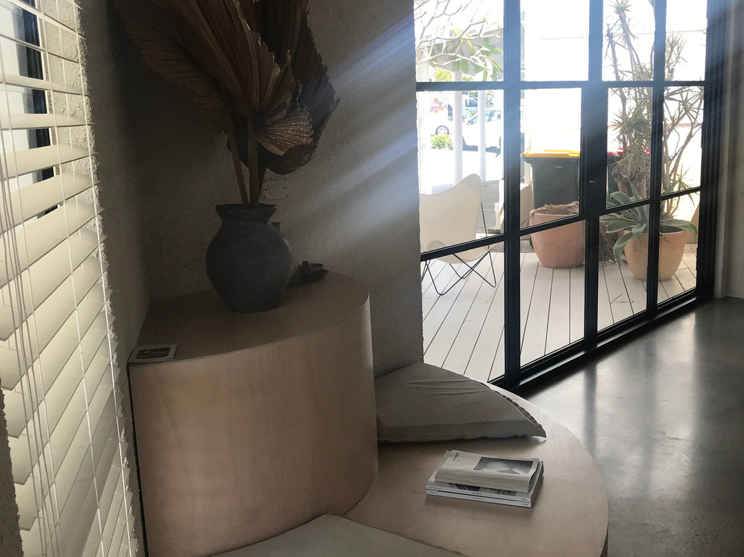 Little Company-拜伦湾必去景点