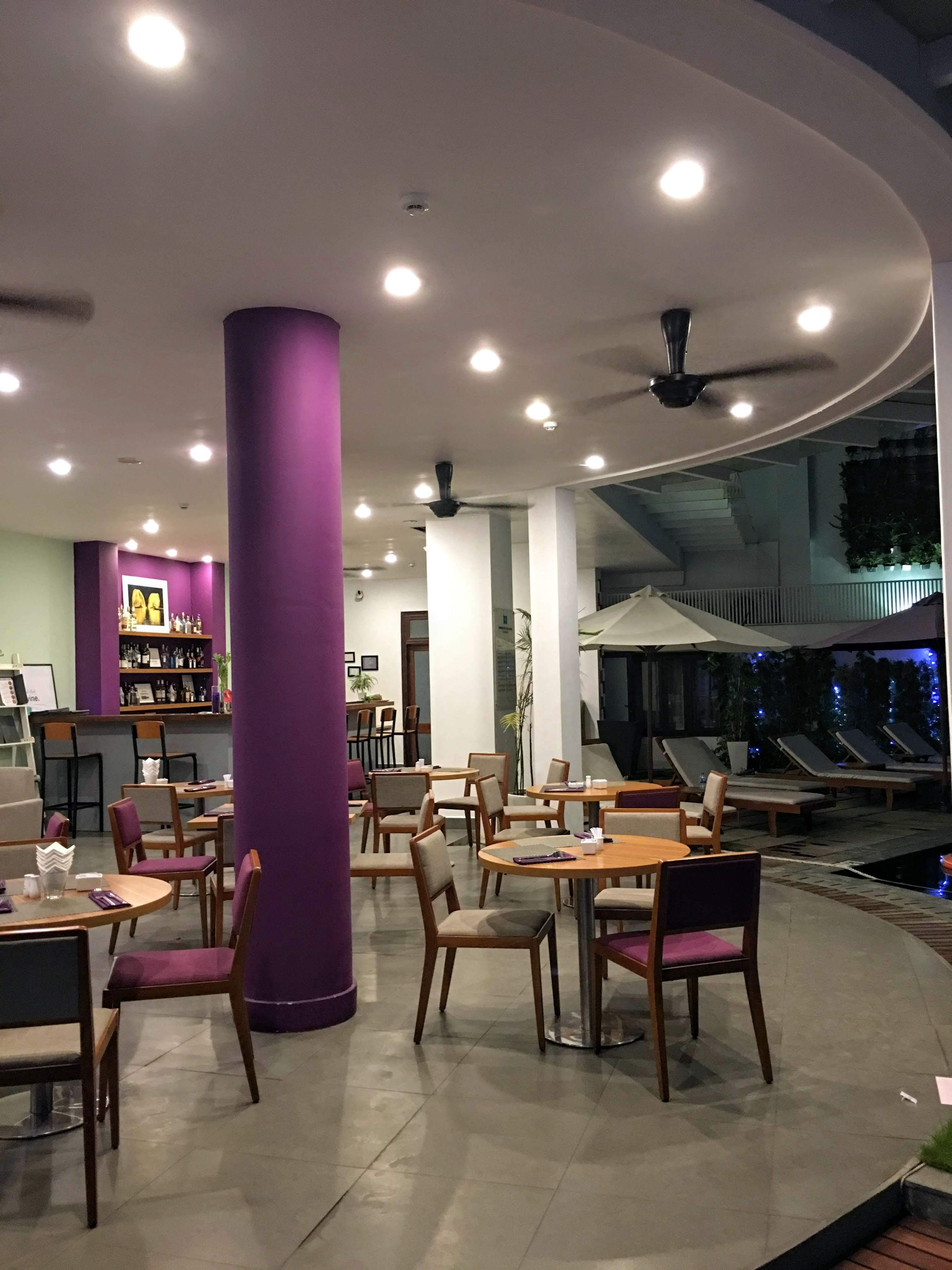EMM Hotel Hue-portrait