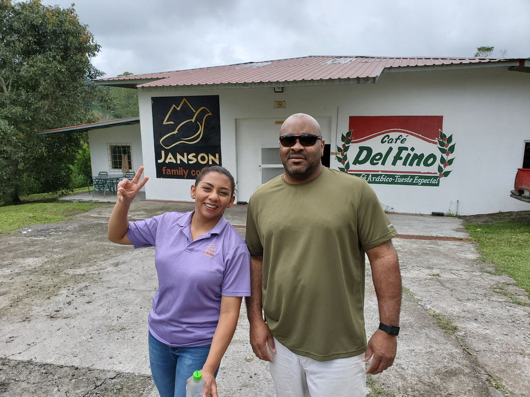 Lagunas Adventures on The Janson Coffee Farm景点图片