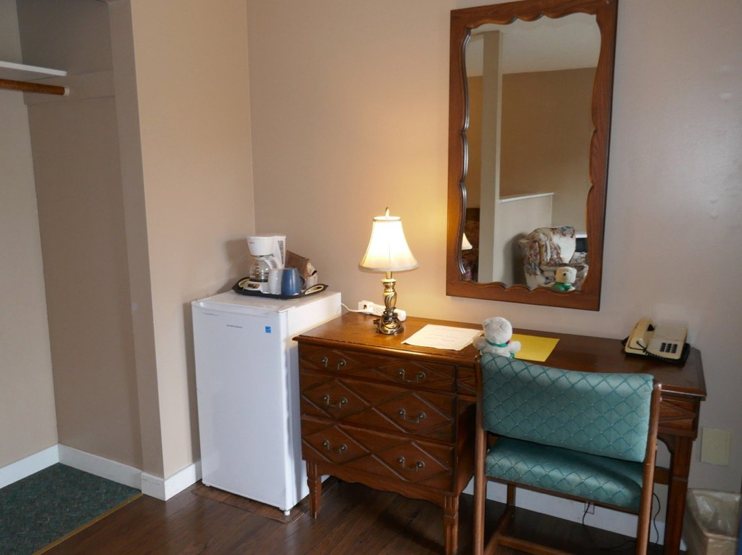 Colonial 900 Motel主图