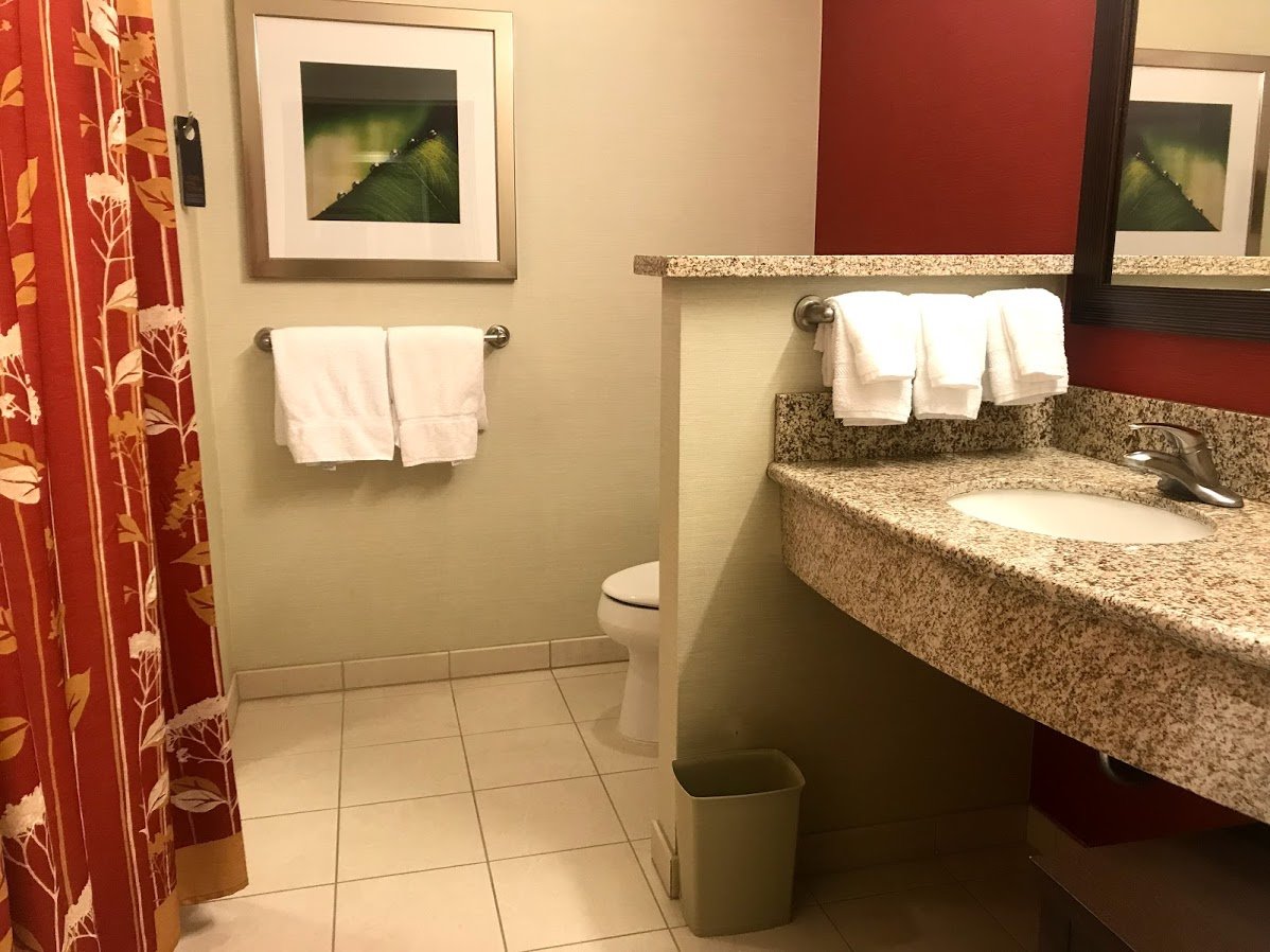 Courtyard by Marriott Santa Ana Orange County-浴室