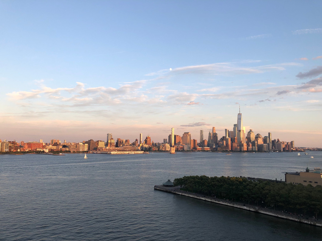 霍博肯W酒店主图