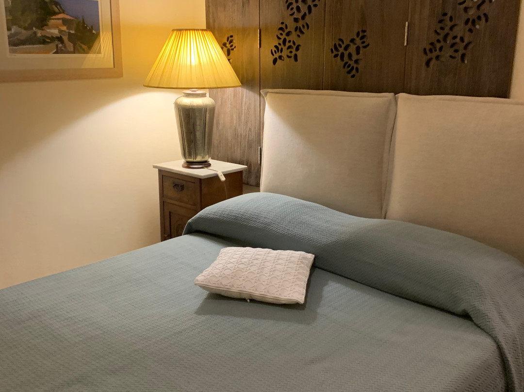 Archontikó Ermoúpolis主图