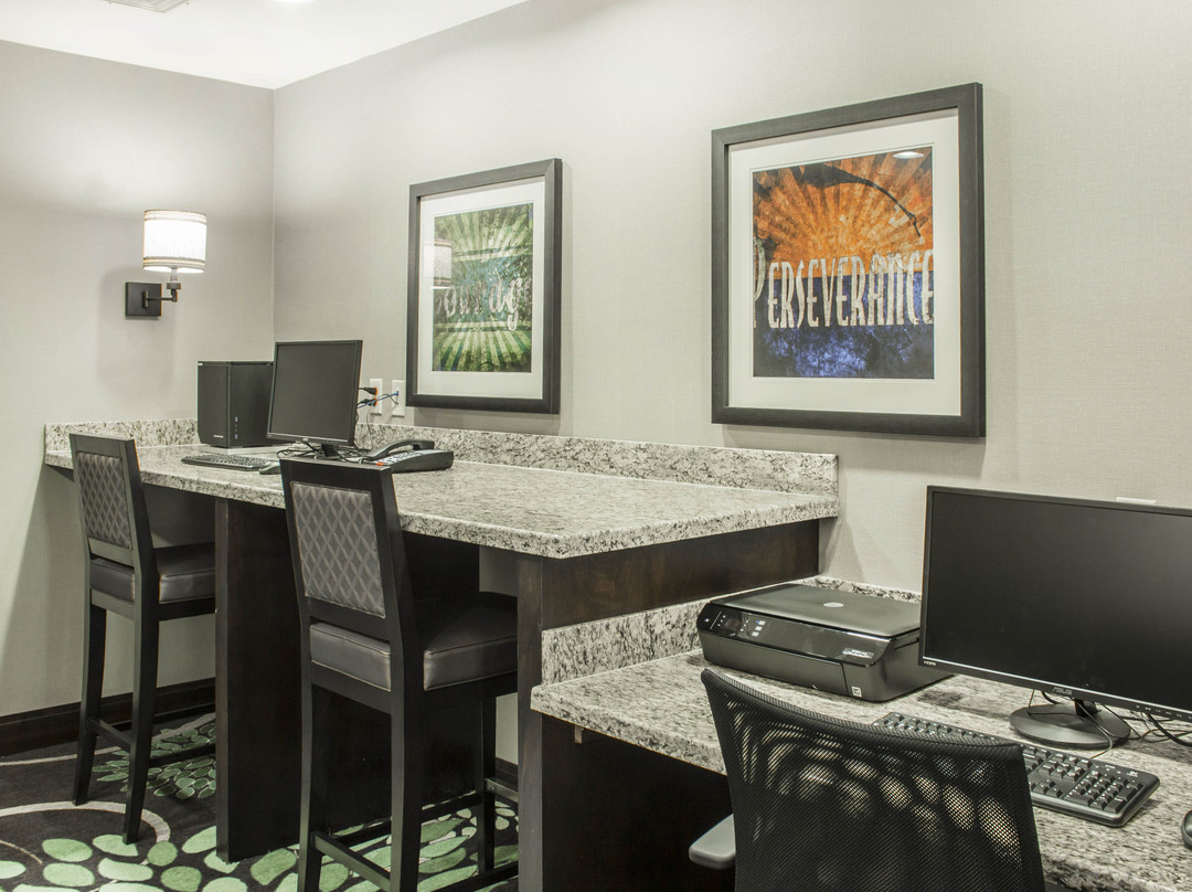 Staybridge Suites Jacksonville-Camp Lejeune Area by IHG主图