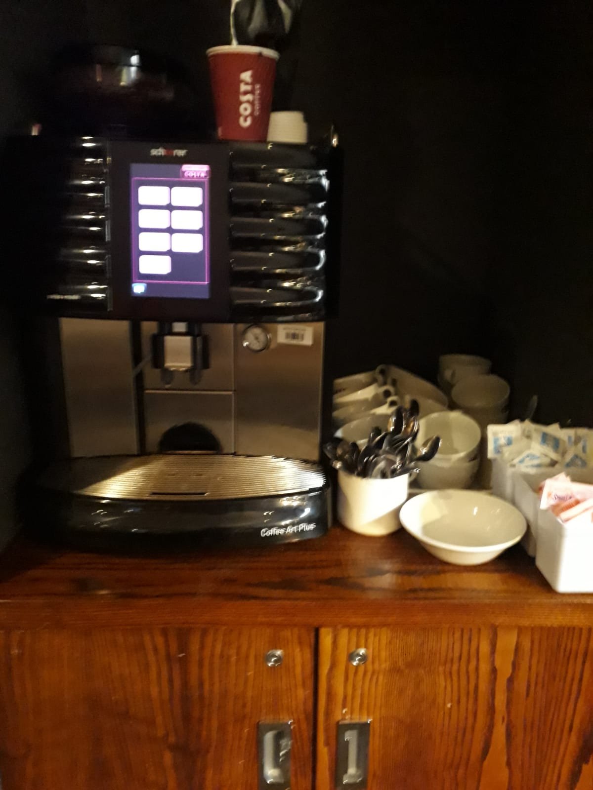 Premier Inn Doncaster (Lakeside) Hotel-餐饮