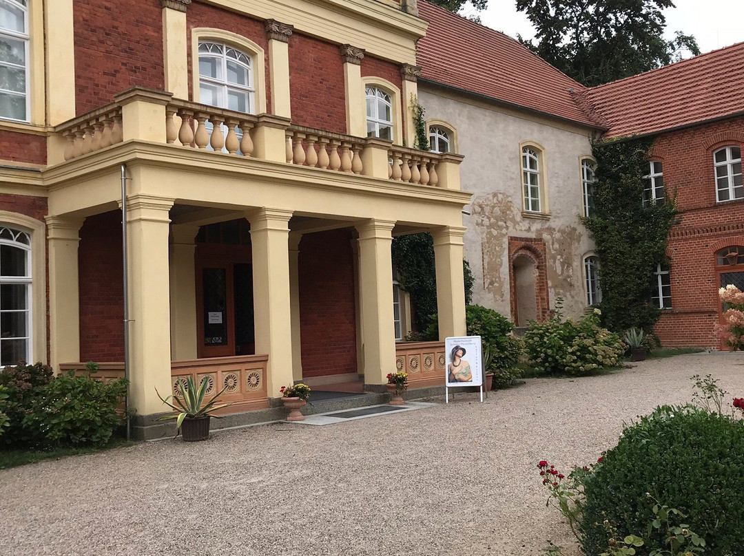 Modemuseum Schloss Meyenburg景点图片