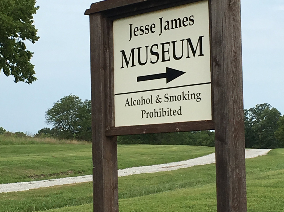 Jesse James Birthplace Museum景点图片