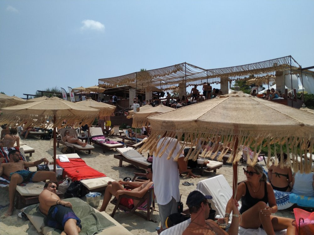 Zattero Seaside Bar-Fourka必去景点