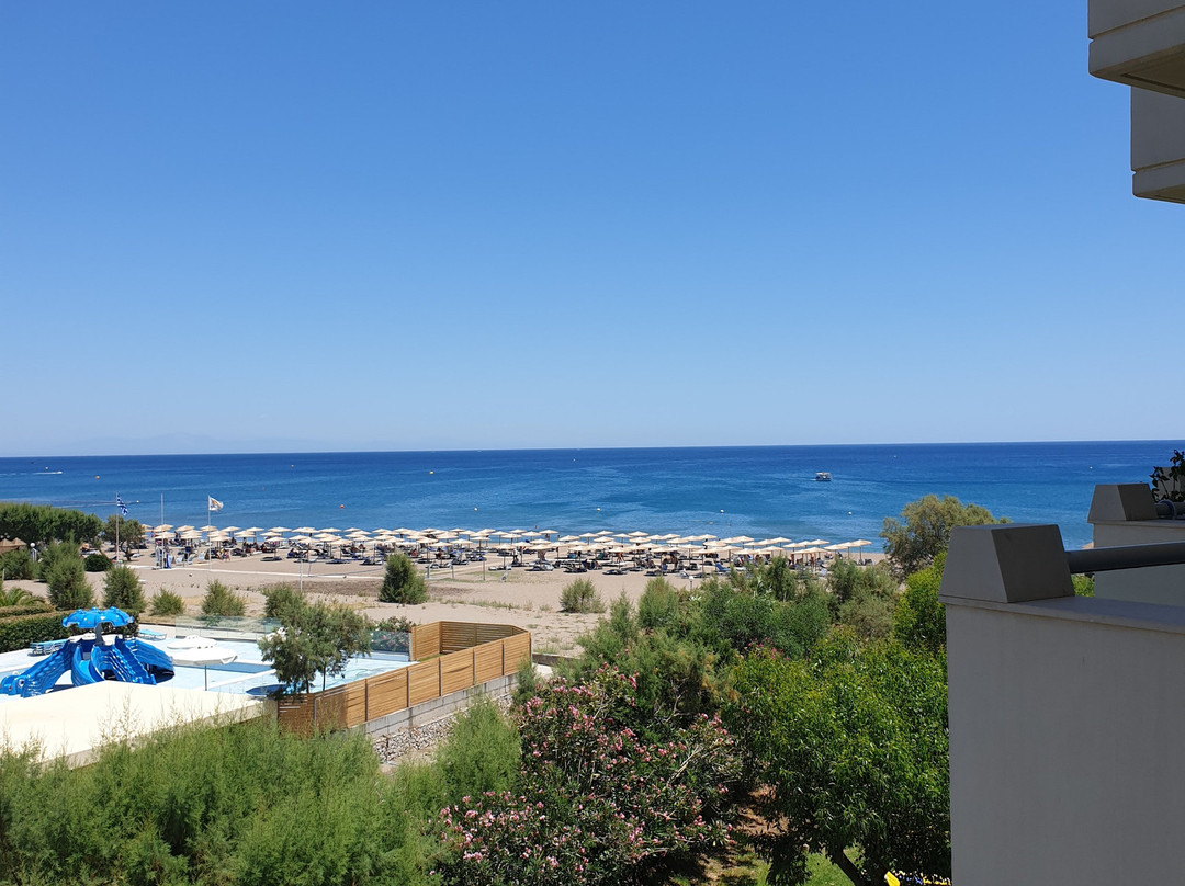 Pegasos Deluxe Beach Hotel主图