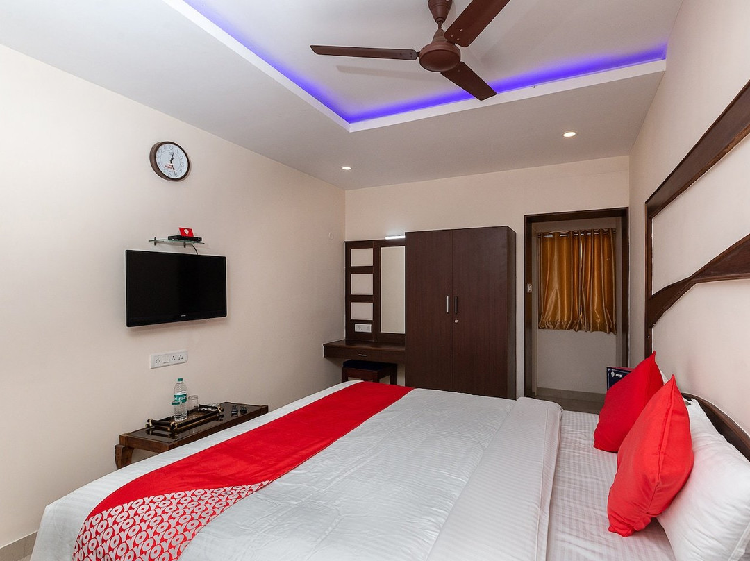 Hotel Nagoorar Inn主图