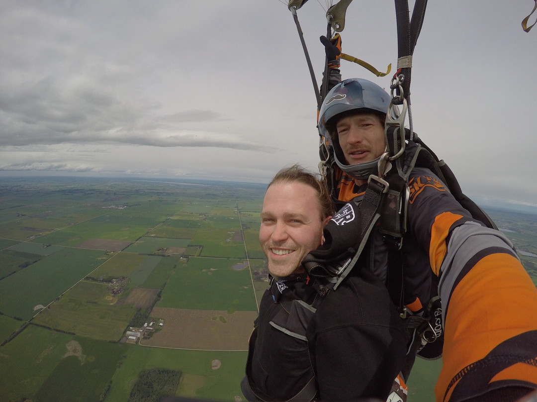 Alberta Skydive Central景点图片
