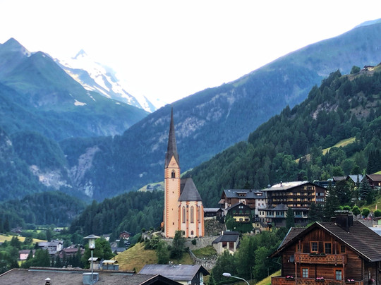 Hotel Kaiservilla主图