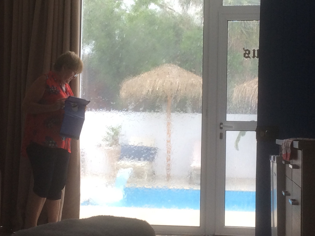 Antonis G Apartment Hotel主图