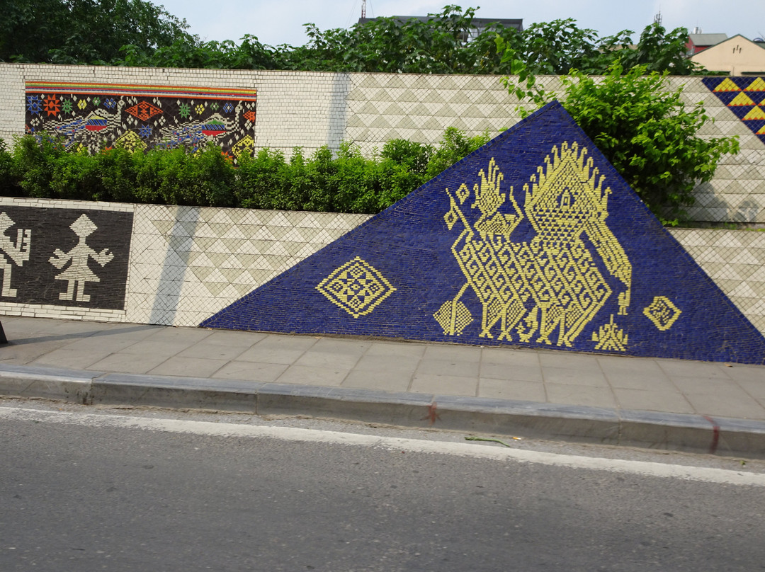 Hanoi Ceramic Mosaic Mural景点图片