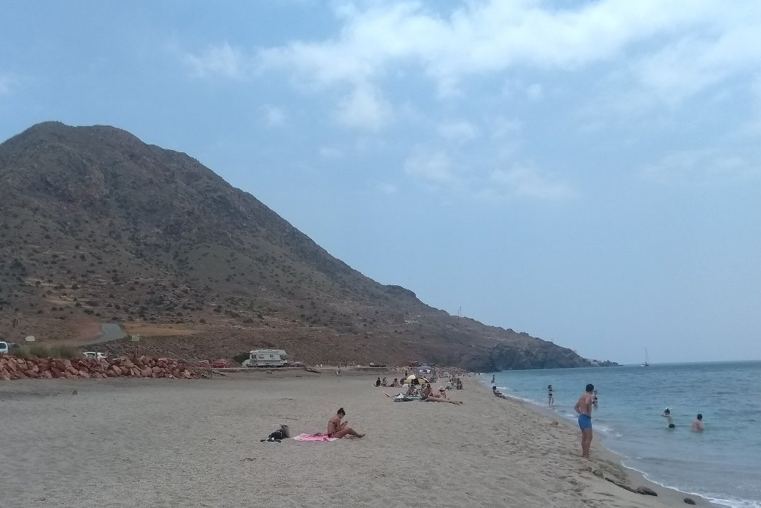 Playa de La Fabriquilla景点图片