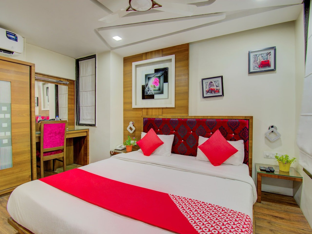 Capital O 29191 Hotel Devamrit主图