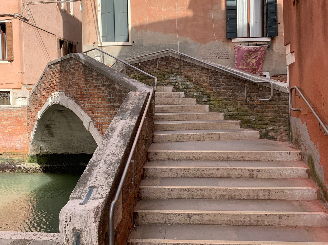 Cannaregio旅游景点-Ponte Storto a San Marcuola