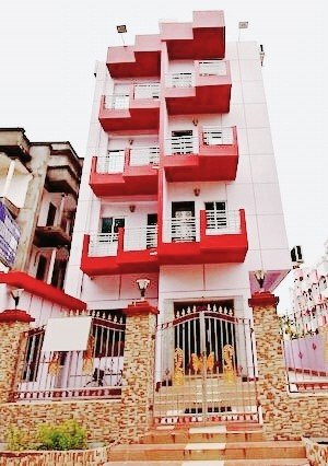 Pioneer Residency主图