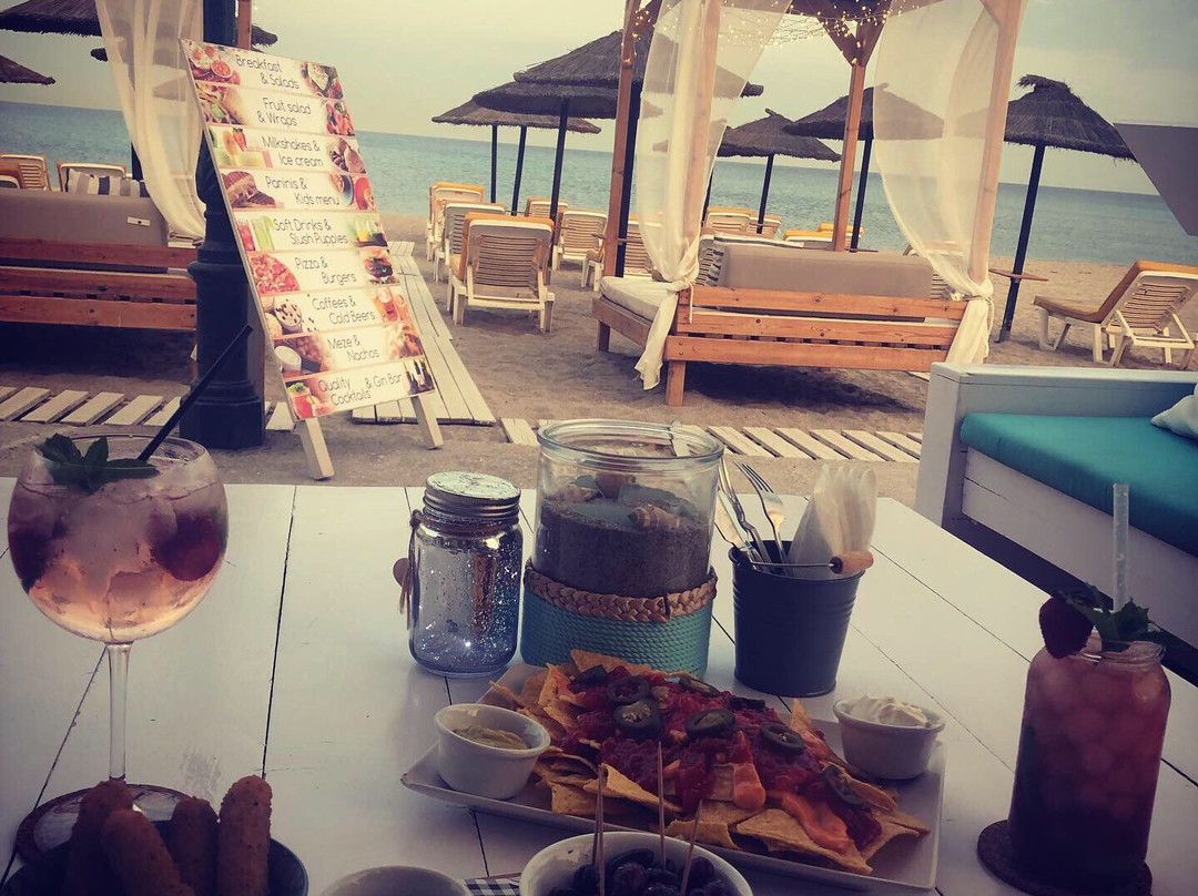 Star Light Beach Bar-卡达米那必去景点
