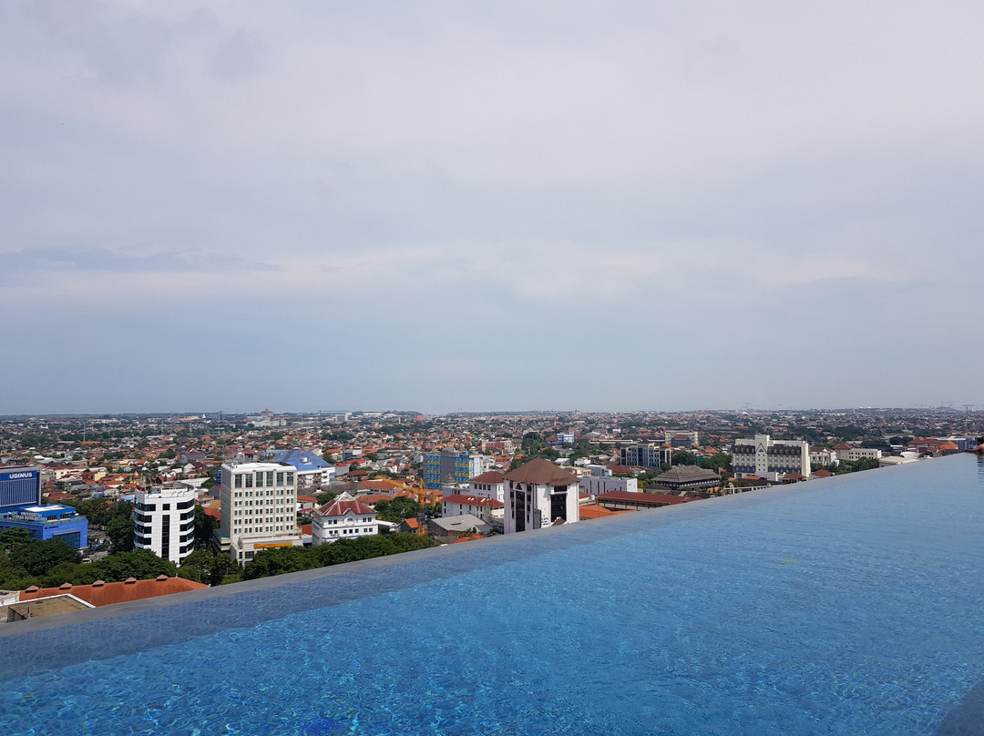 LK Hotel Pandanaran Semarang主图