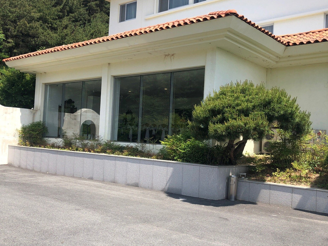 Hotel Emillia (Palgong Emillia Hotel)主图