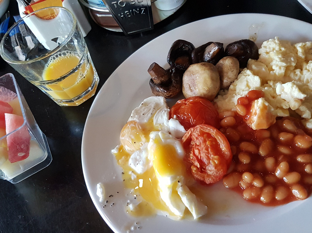 Village Hotel Manchester Cheadle主图