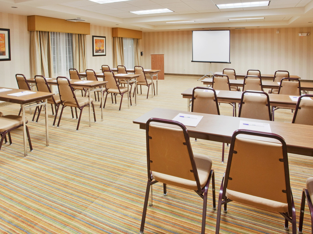 Holiday Inn Express Willows by IHG主图