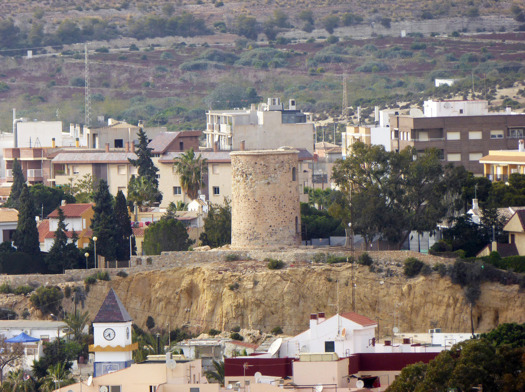 Torre de Santa Isabel-穆尔西亚马萨龙港必去景点