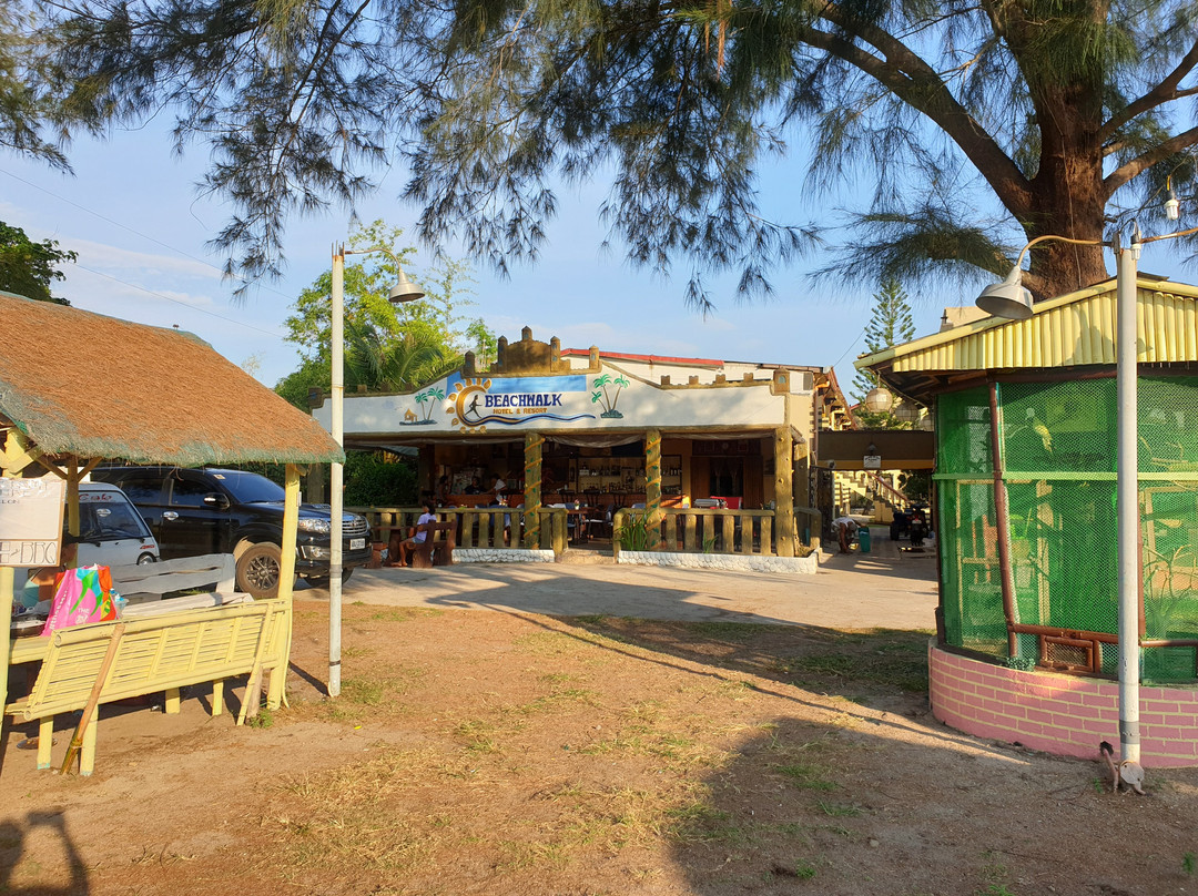 Beachwalk Hotel & Resort