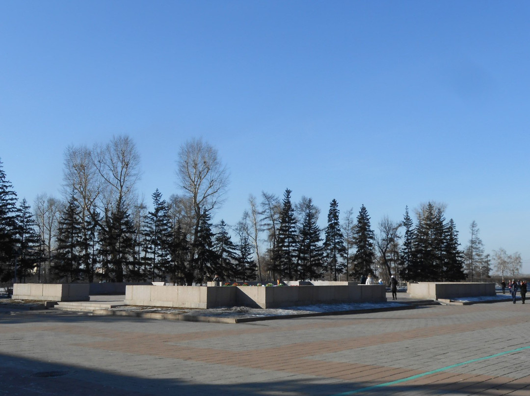 Memorial Eternal Flame-伊尔库茨克必去景点