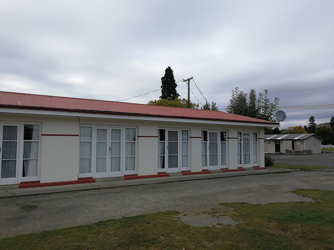 Victoria Park Camping Grounds & Ensuite Cabins