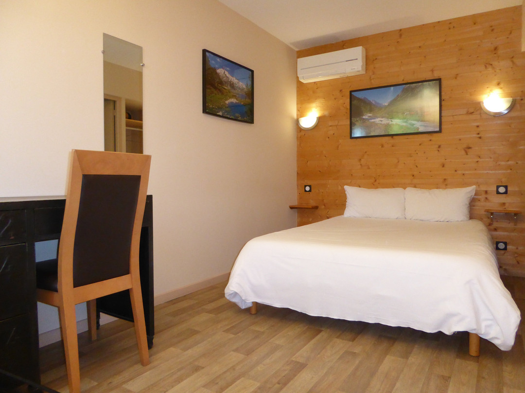 Soulom酒店住宿-Hôtel de la Gare