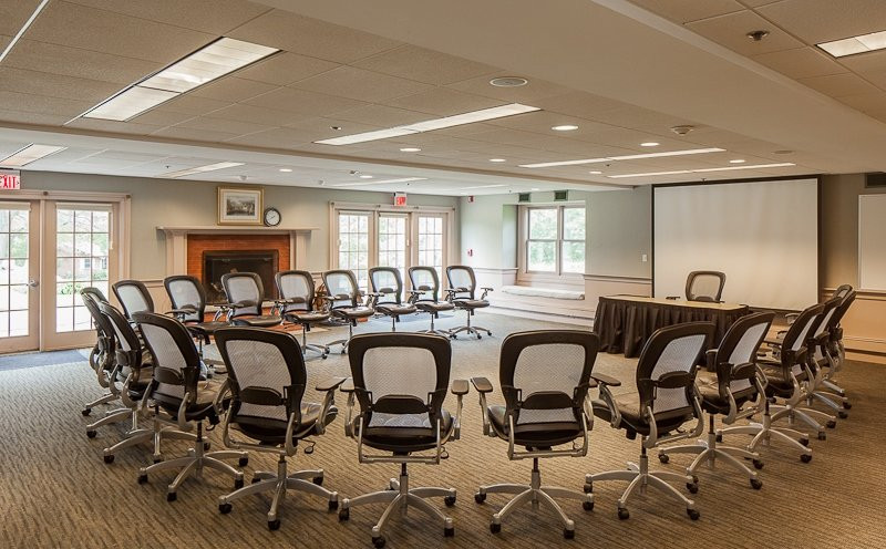 The Warren Conference Center and Inn主图