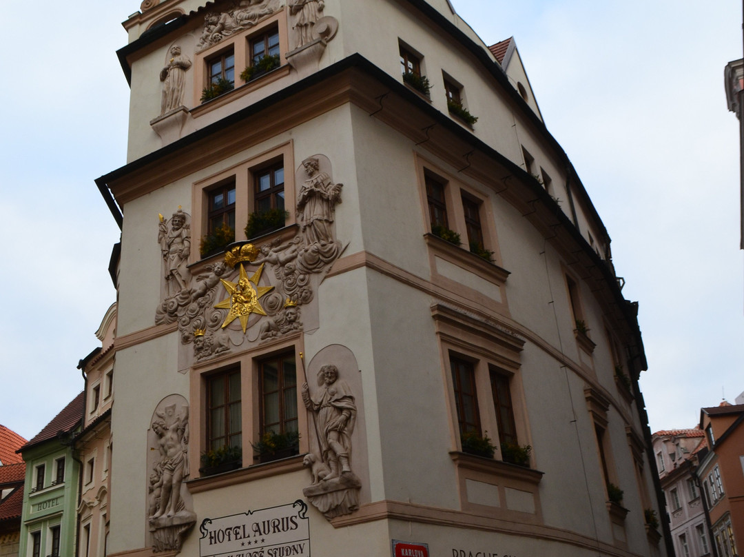 Karlova 175/3 - U Zlaté Studny-布拉格必去景点