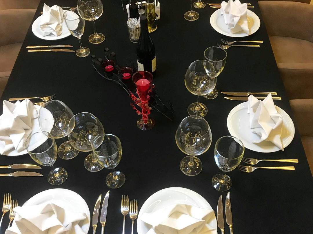 Off Limits Albania-地拉那必去景点